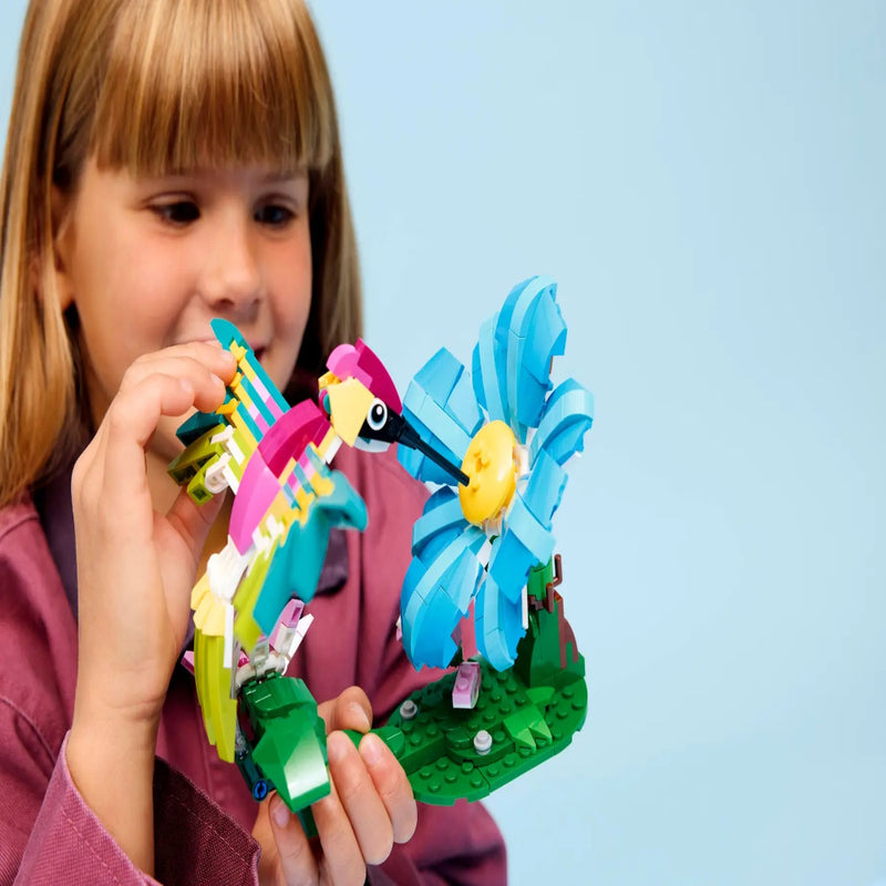 Lego 31384 Creator Wild Animals: Colorful Hummingbird (312 Pieces)