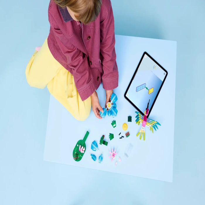 Lego 31384 Creator Wild Animals: Colorful Hummingbird (312 Pieces)