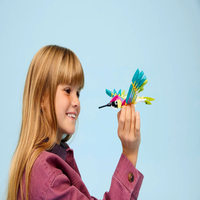 Lego 31384 Creator Wild Animals: Colorful Hummingbird (312 Pieces)