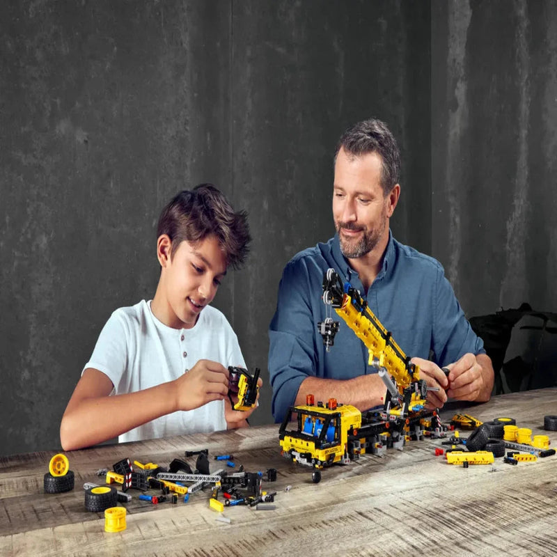 Lego 42108 Technic Mobile Crane (1292 Pieces)