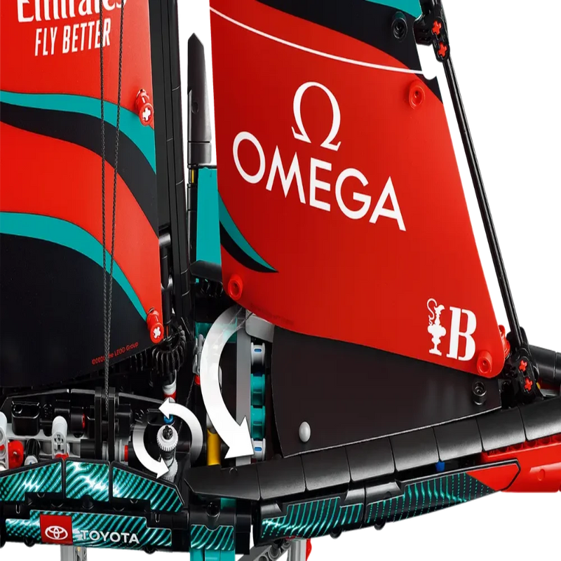 Lego 42174 Technic Emirates Team New Zealand AC75 Yacht (962 Pieces)