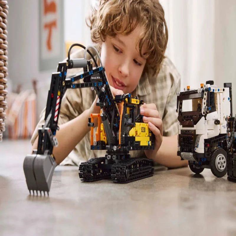 Lego 42175 Technic Volvo FMX Truck & EC230 Electric Excavator (2274 Pieces)