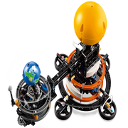 Lego 42179 Technic Planet Earth And Moon In Orbit (526 Pieces)