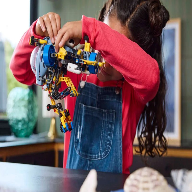 Lego 42201 Technic Deep-Sea Research Submarine (413 Pieces)