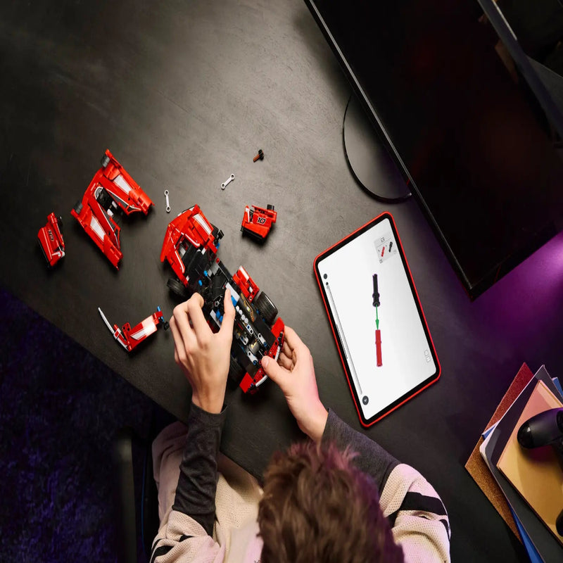 Lego 42212 Technic Ferrari FXX K (897 Pieces)
