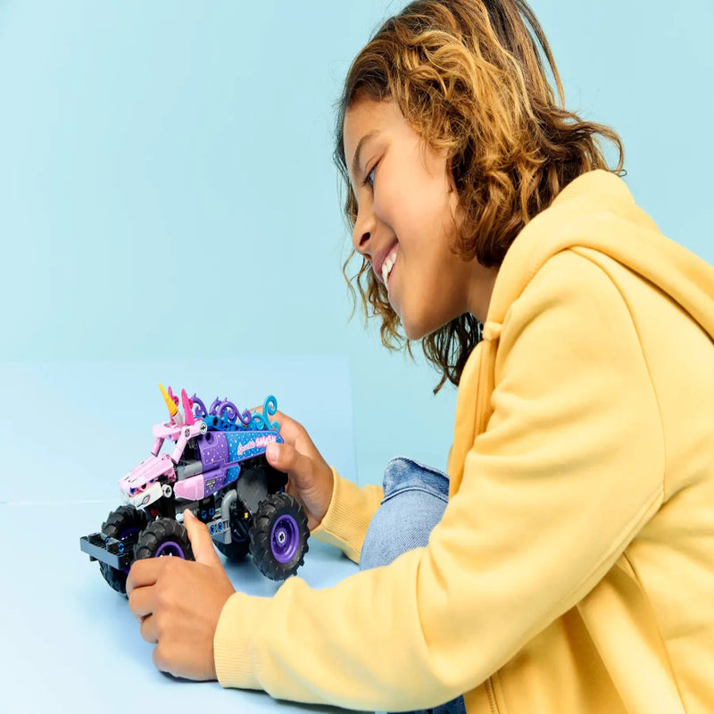 Lego 42220 Technic Monster Jam Sparkle Smash Pull-Back (243 Pieces)