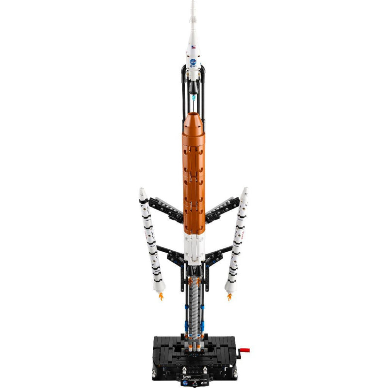 Lego 42221 Technic NASA Artemis Space Launch System Rocket (632 Pieces)