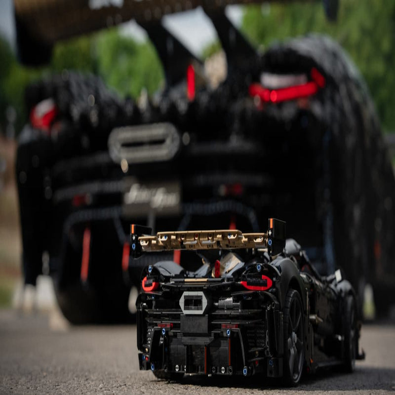 Lego 42232 Technic Koenigsegg Sadair's Spear Megacar (4104Pcs)