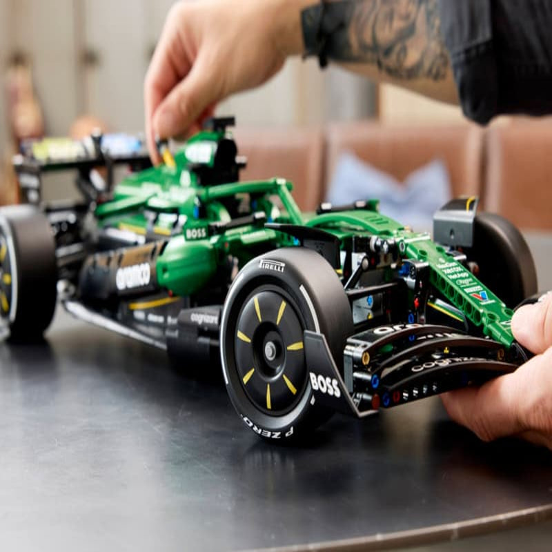 Lego 42240 Technic Aston Martin Aramco AMR25 F1 Car (1547 Pcs)