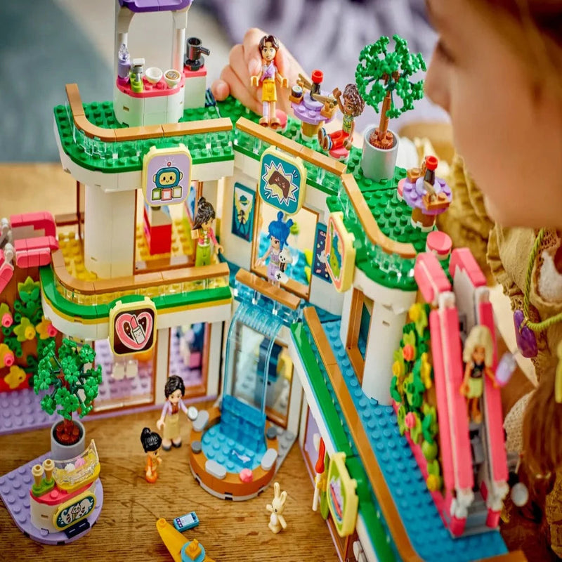 Lego 42604 Friends Heartlake City Shopping Mall (1237 Pieces)