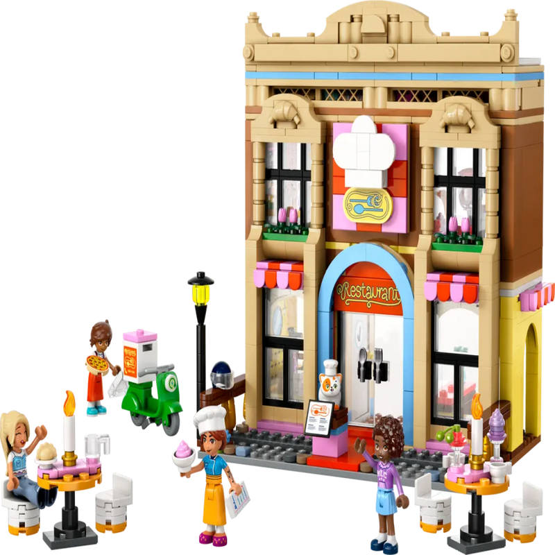 Lego 42655 Friends Restaurant And Cooking School (896 Pieces)