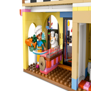 Lego 42655 Friends Restaurant And Cooking School (896 Pieces)