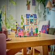 Lego 42687 Friends Liann's Family House (946 Pieces)