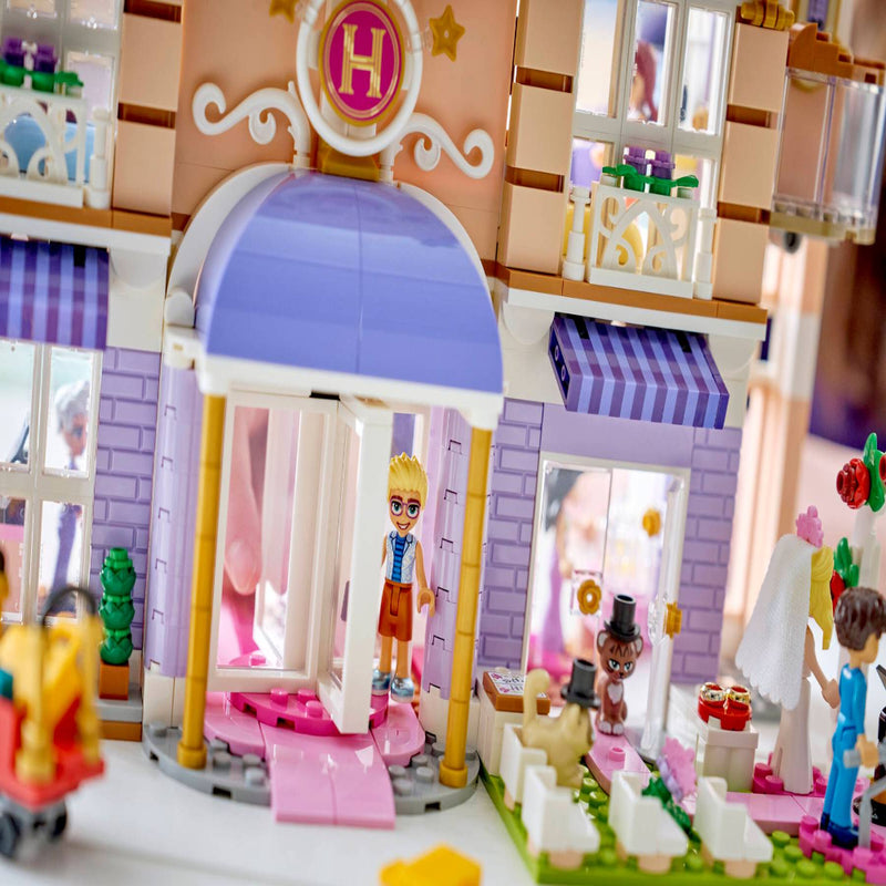 Lego 42704 Friends Heartlake City Grand Hotel (1406 Pieces)