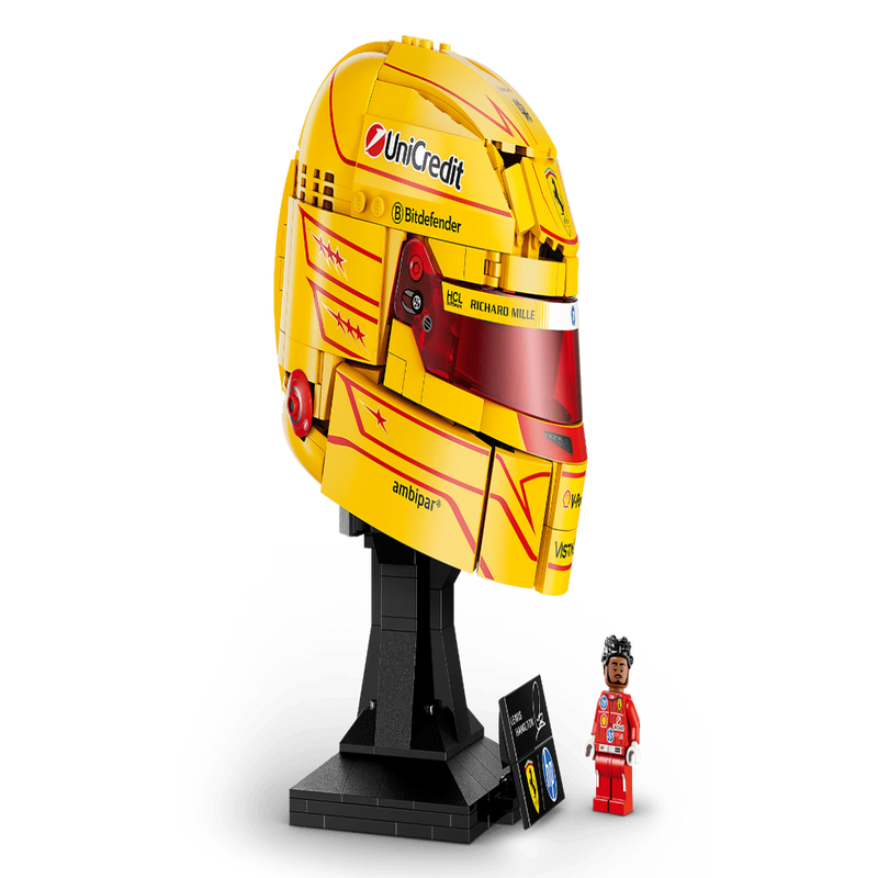 Lego 43022 Editions Scuderia Ferrari HP Lewis Hamilton Helmet (884 Pieces)