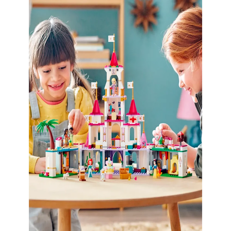 Lego 43205 Disney Princess Ultimate Adventure Castle (698 Pieces)