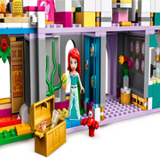 Lego 43205 Disney Princess Ultimate Adventure Castle (698 Pieces)