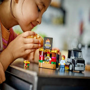 Lego 60404 City Burger Truck (194 Pieces)