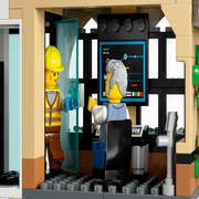 Lego 60469 City Central Train Station (752 Pieces)