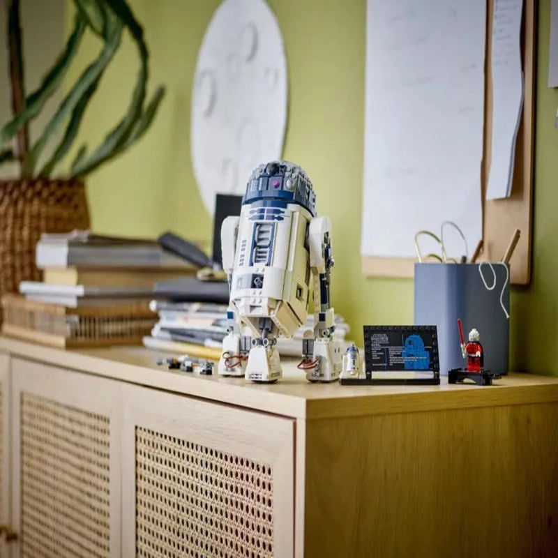 Lego 75379 Star Wars R2-D2 (1050 Pieces)