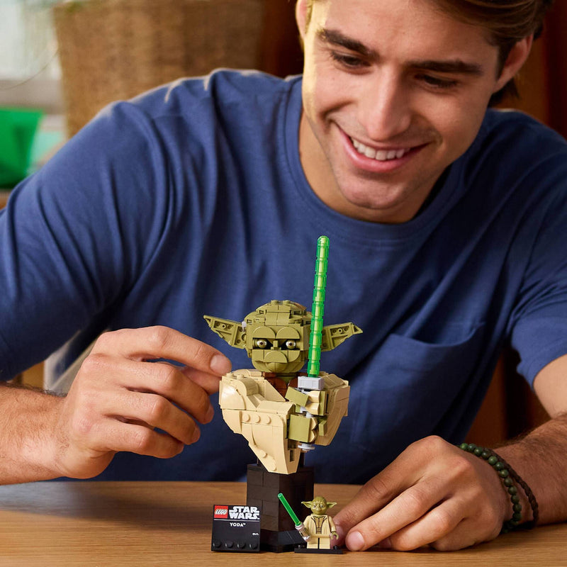 Lego 75438 Star Wars Yoda Bust (399 Pieces)