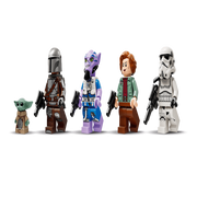 Lego 75447 Star Wars The Razor Crest (930 Pieces)