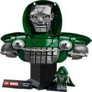 Lego 76345 Super Heroes Doctor Doom Bust (379 pcs)