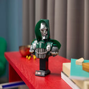 Lego 76345 Super Heroes Doctor Doom Bust (379 pcs)
