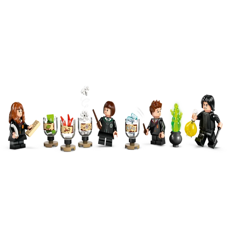 Lego 76431 Harry Potter Hogwarts Castle Potions Class (397 Pieces)
