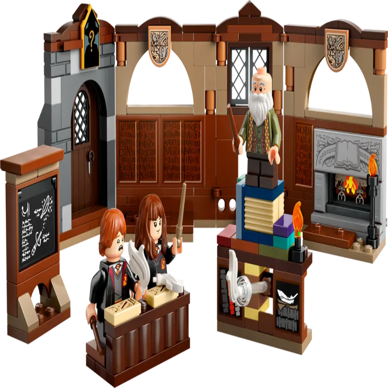Lego 76442 Harry Potter Hogwarts Castle Charms Class (204 Pieces)