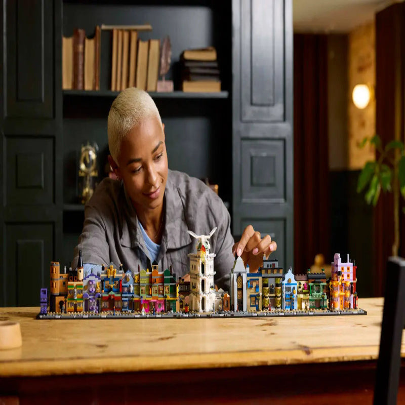 Lego 76444 Harry Potter Diagon Alley Wizarding Shops (2750 Pieces)