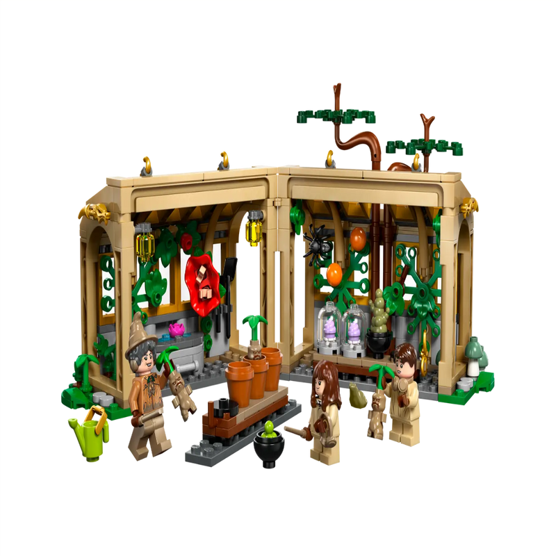 Lego 76445 Harry Potter Hogwarts Castle: Herbology Class (390 Pieces)