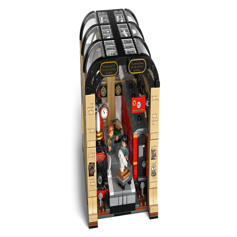 Lego 76450 Harry Potter Book Nook: Hogwarts Express (832 Pieces)