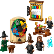 Lego 76460 Harry Potter Hogwarts Castle: Sorting Hat Ceremony (124 Pieces)