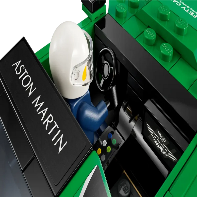 Lego 76925 Speed Champions Aston Martin Safety Car & AMR23 (564 Pieces)
