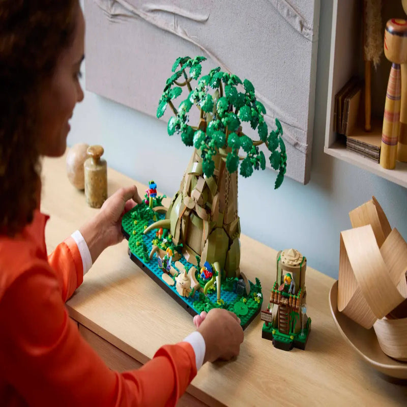 Lego 77092 The Legend of Zelda Great Deku Tree 2-in-1 (2500 Pieces)