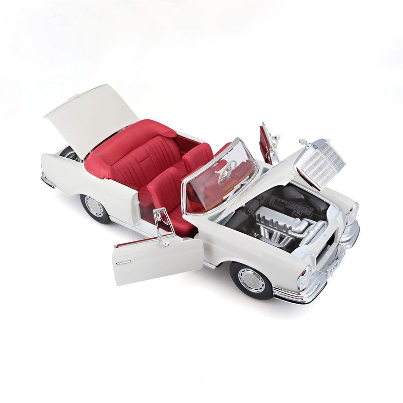 Maisto 1/18 1967 White Mercedes Benz 280SE, Cabrio Collectible Models