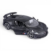 Maisto 1:24 Scale Bugatti Divo Matte Black Diecast Model Car
