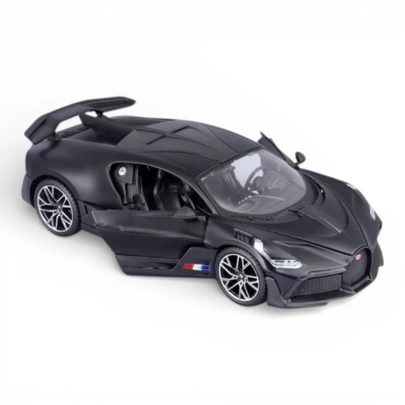 Maisto 1:24 Scale Bugatti Divo Matte Black Diecast Model Car