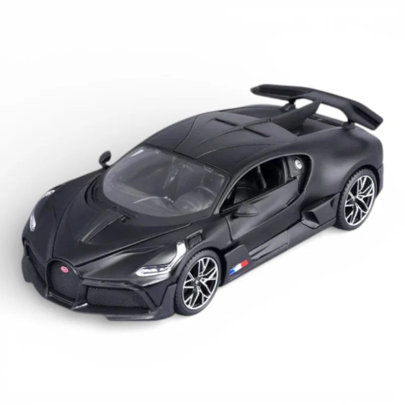 Maisto 1:24 Scale Bugatti Divo Matte Black Diecast Model Car