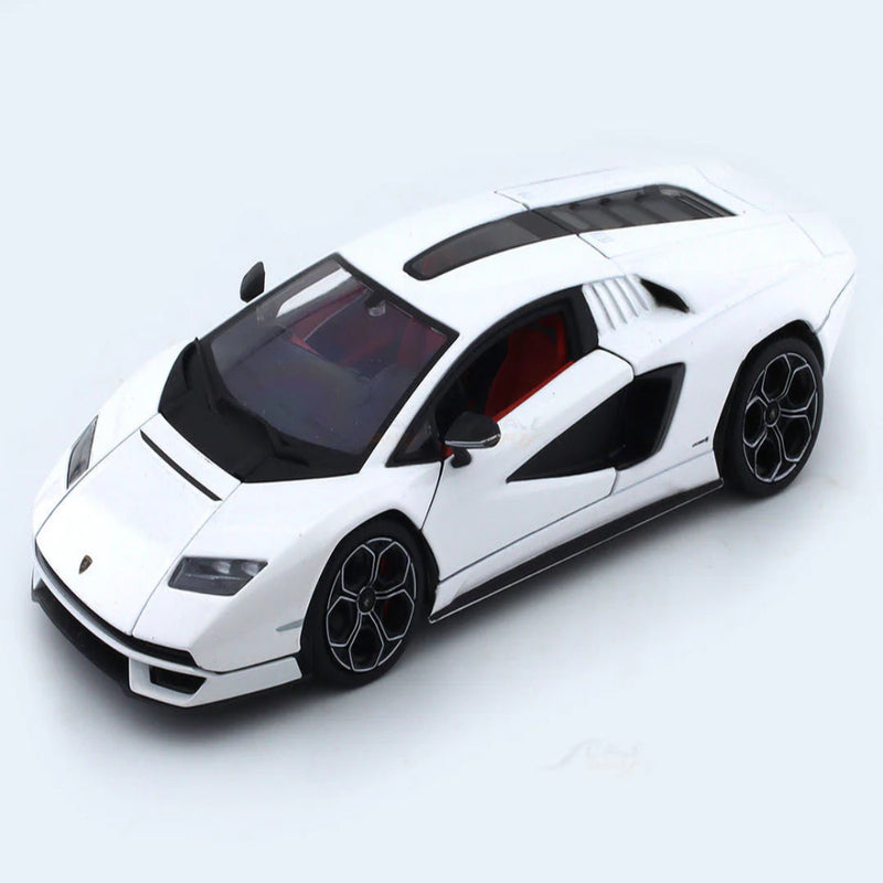 Maisto 1/64 White Lamborghini Countach LPI 800-4 Collectible Models