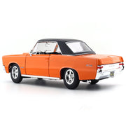 Maisto 1965 Pontiac GTO Hurst Edition orange 1:18 Maisto diecast Scale Model car