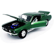 Maisto 1967 Ford Mustang GTA Fastback green 1:18 Maisto diecast scale model car collectible