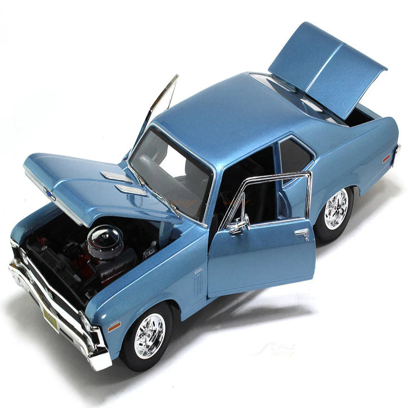 Maisto 1970 Chevrolet Nova SS Coupe blue 1:18 Maisto diecast Scale Model car