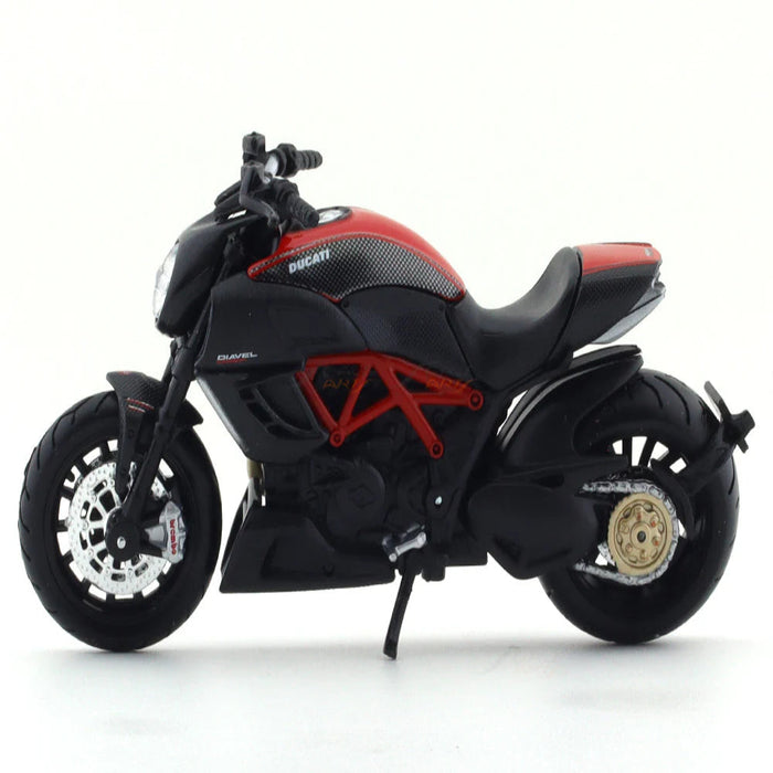 Maisto Ducati Diavel Carbon 1:18 Maisto diecast scale Model bike collectible-Vehicles-Maisto-Toycra