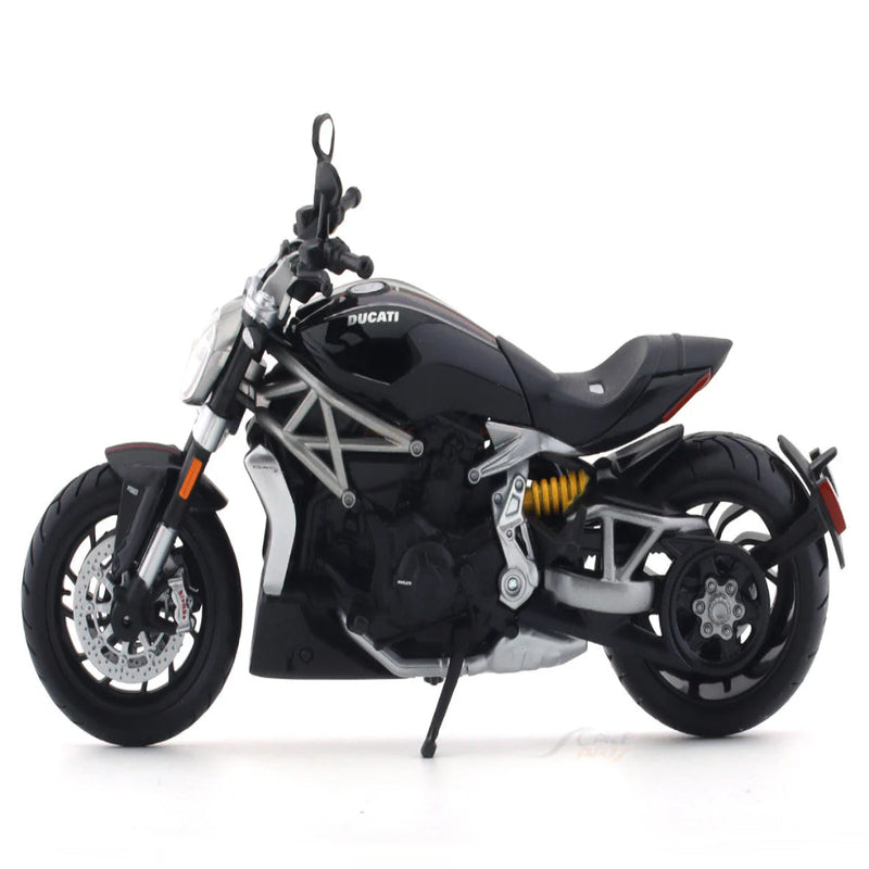 Maisto Ducati X Diavel S 1:12 Maisto Licensed Scale Model bike collectible