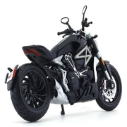 Maisto Ducati X Diavel S 1:12 Maisto Licensed Scale Model bike collectible