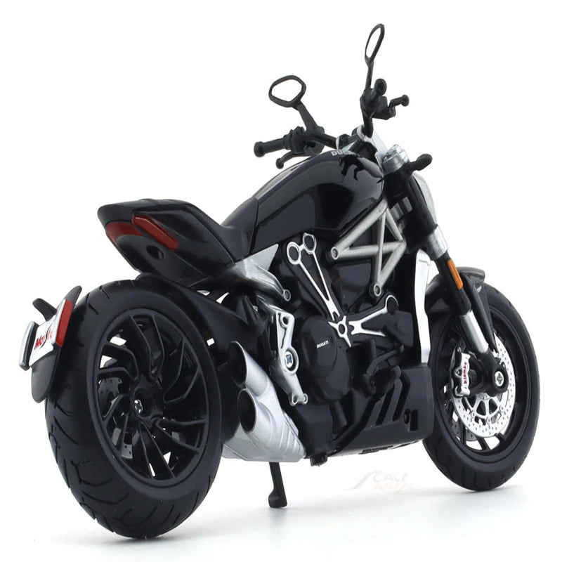 Maisto Ducati X Diavel S 1:12 Maisto Licensed Scale Model bike collectible