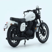 Maisto Jawa 42 White 1:18 Maisto licensed diecast scale model bike collectible