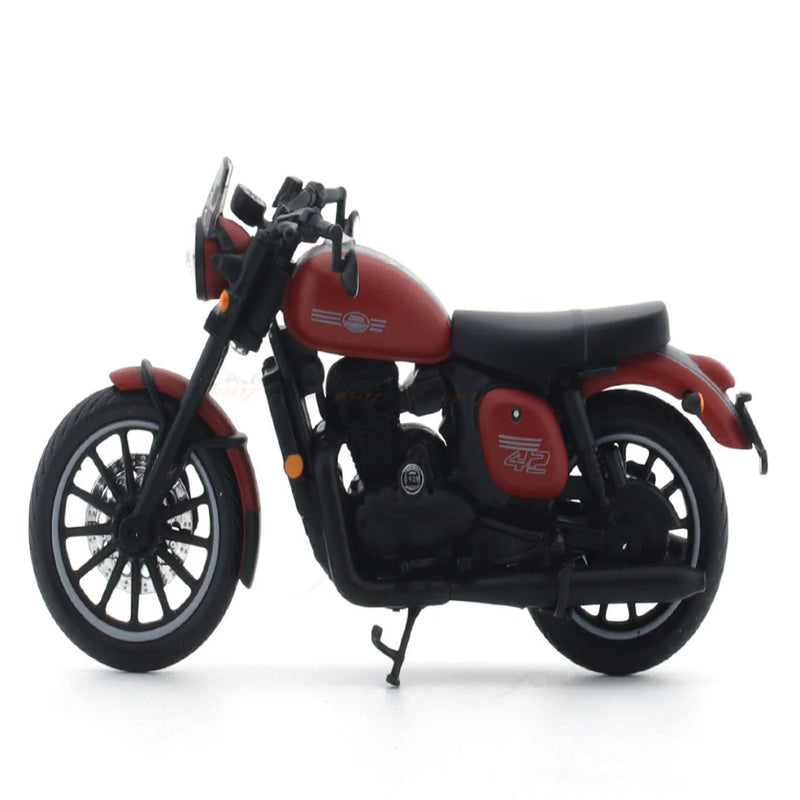 Maisto Jawa Yezdi #42 1:18 licensed diecast scale model bike collectible -Red